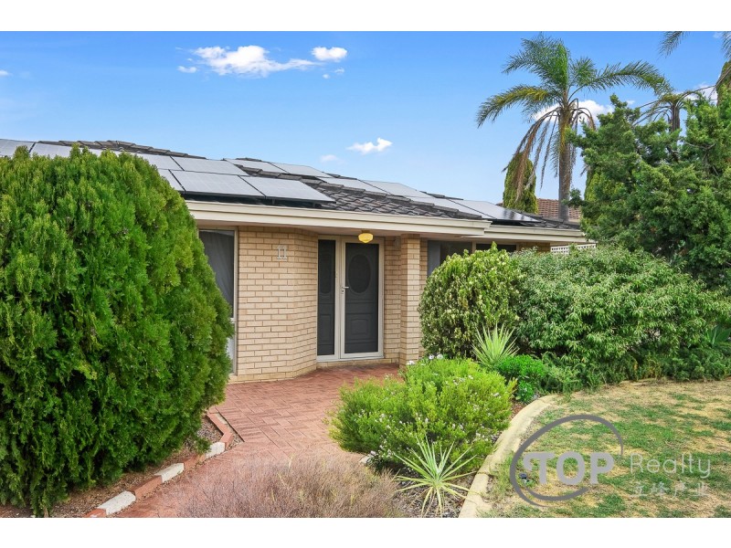 11 Hawker Close, Kardinya WA 6163
