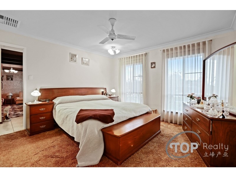 30 Collins Road, Willetton WA 6155