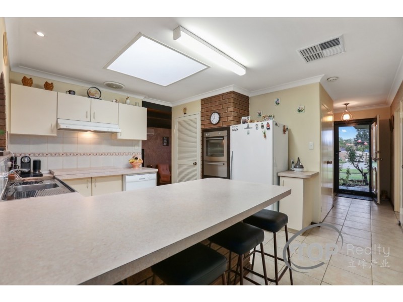 30 Collins Road, Willetton WA 6155