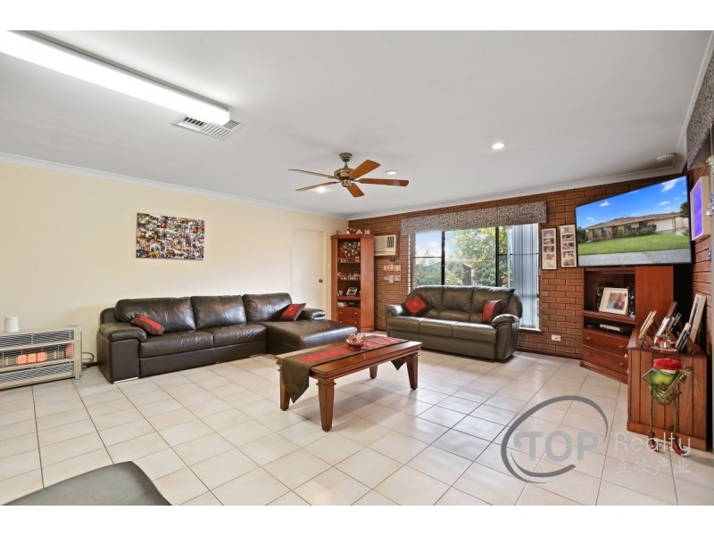 30 Collins Road, Willetton WA 6155