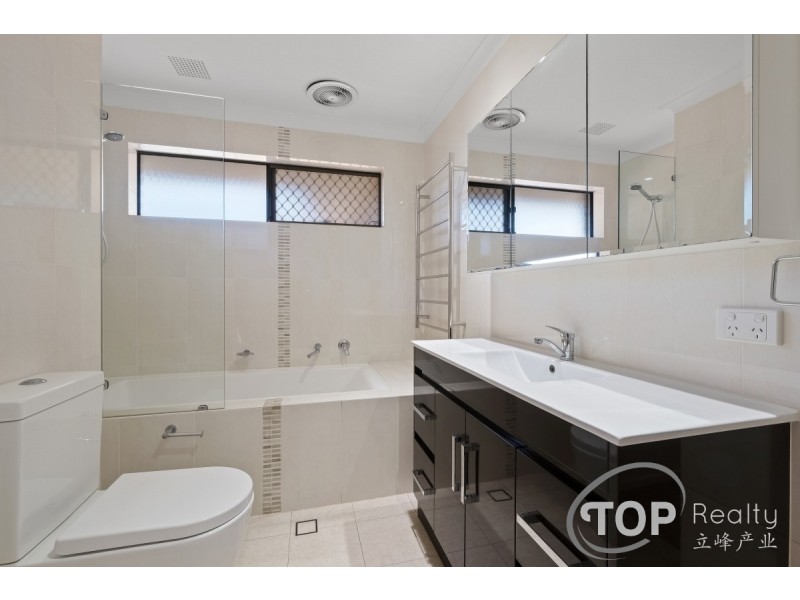 15A Jasmine Loop, Willetton WA 6155