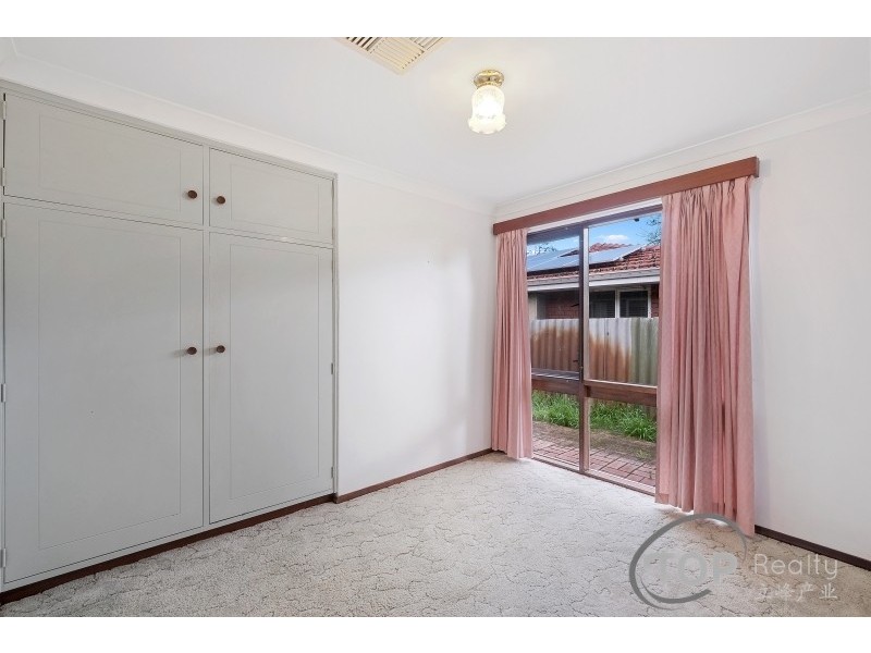 24 Bass Road, Bull Creek WA 6149