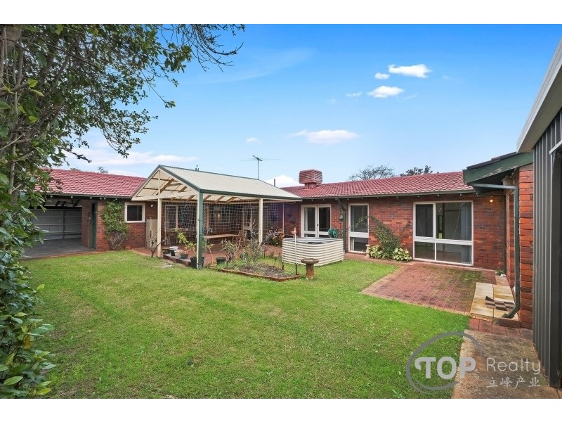 24 Bass Road, Bull Creek WA 6149