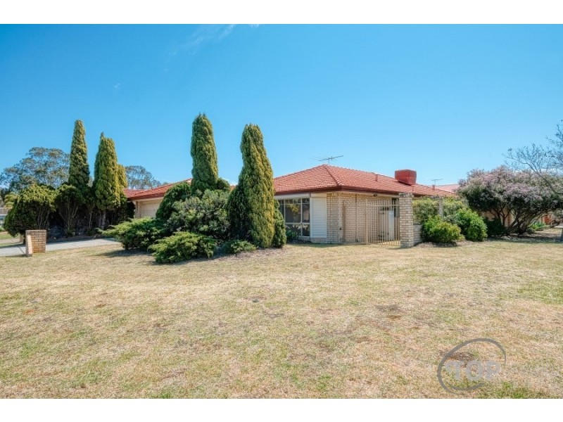 11 Hackett Pass, Winthrop WA 6150