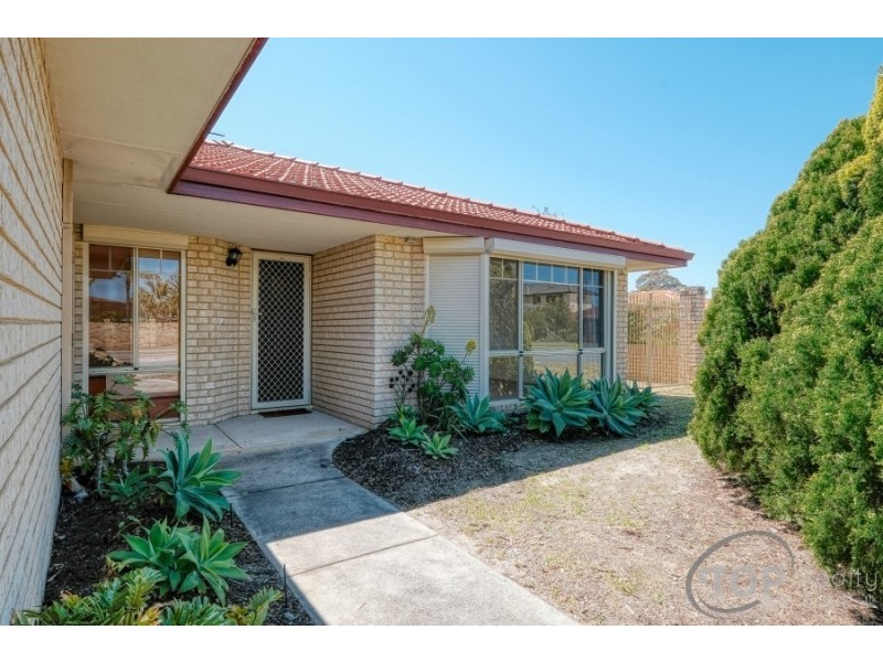 11 Hackett Pass, Winthrop WA 6150