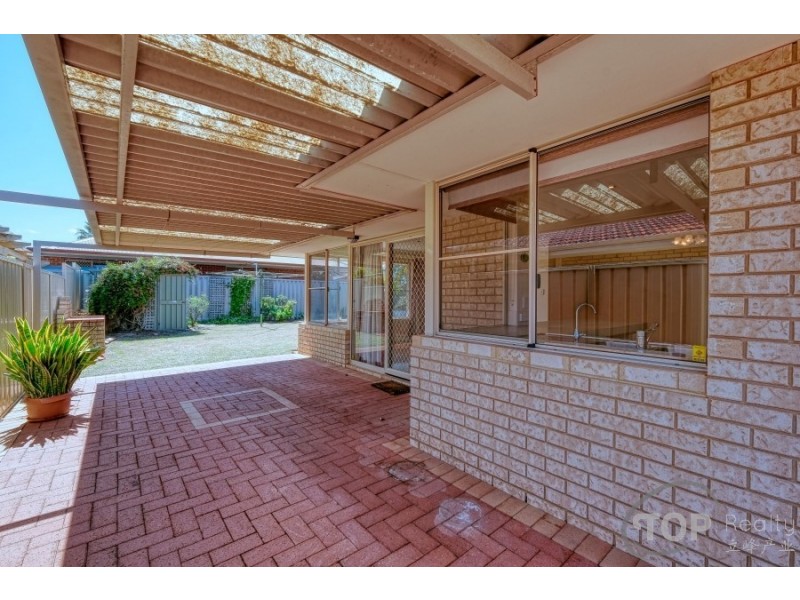 11 Hackett Pass, Winthrop WA 6150