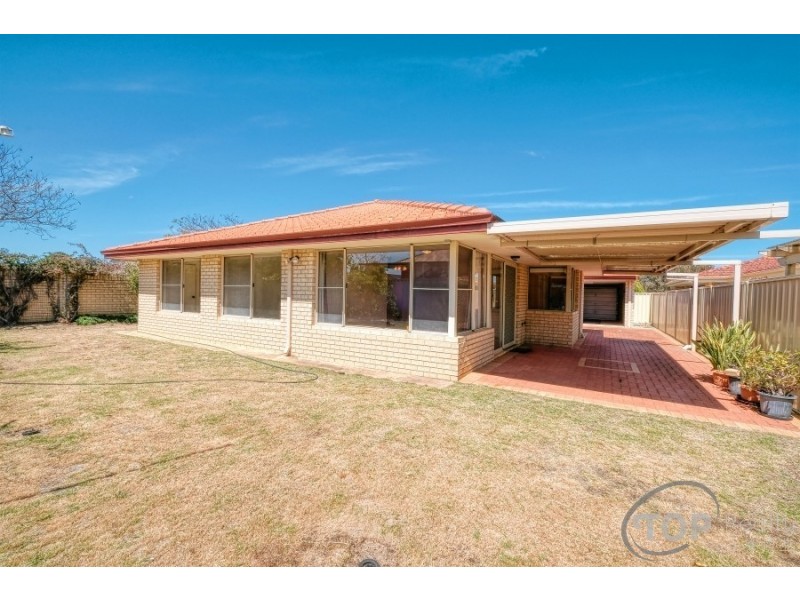 11 Hackett Pass, Winthrop WA 6150