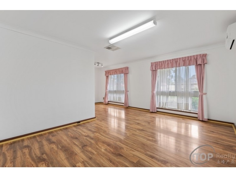 11 Merley Way, Parkwood WA 6147