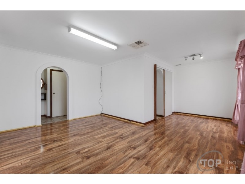 11 Merley Way, Parkwood WA 6147