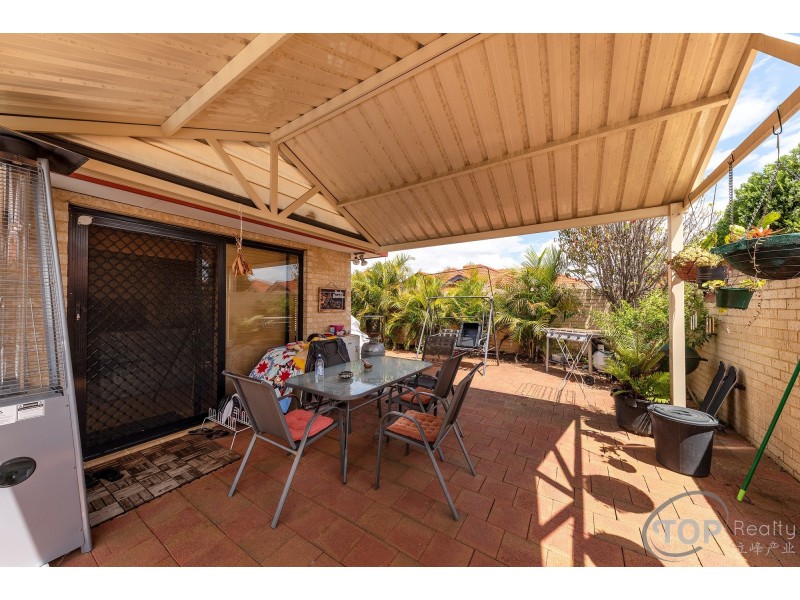11 Lowry Street, Shelley WA 6148