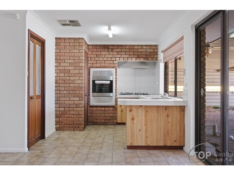 7 Sunbird Court, Willetton WA 6155