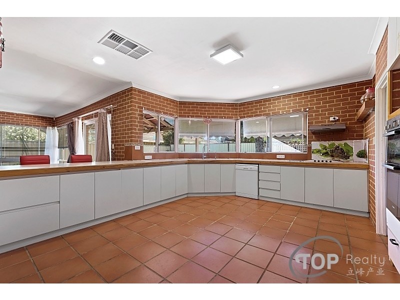 47 Templetonia Retreat, Canning Vale WA 6155