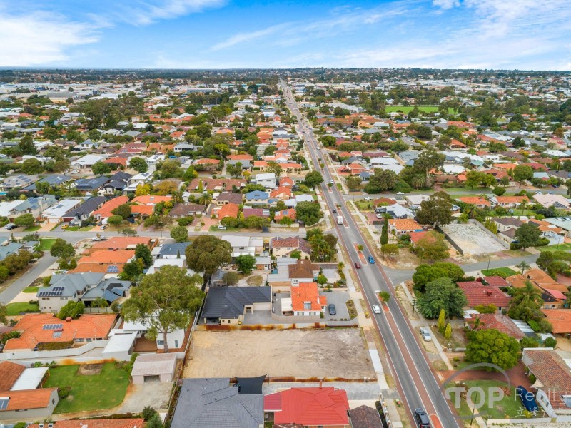 12A North Lake Road, Alfred Cove WA 6154