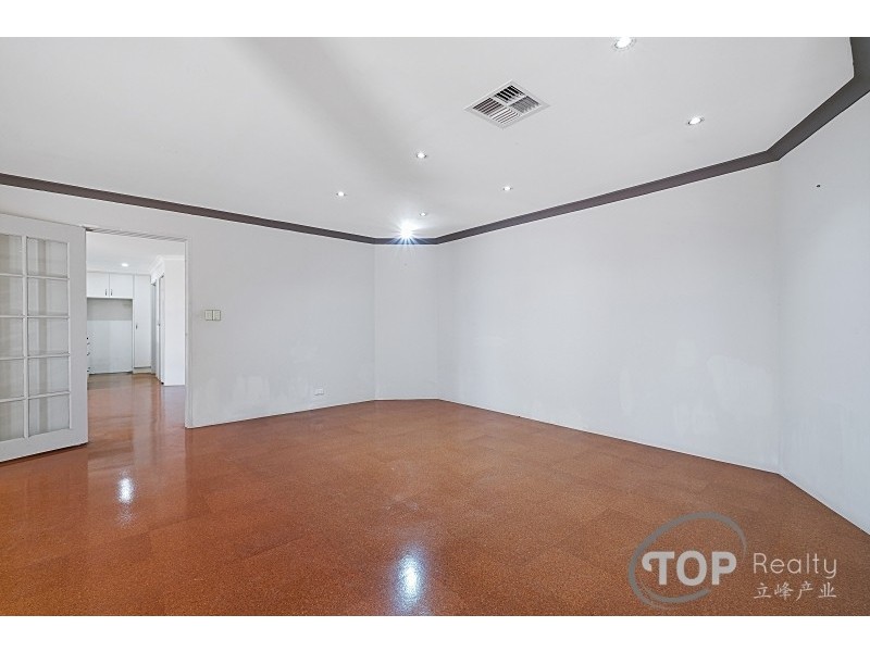 12B Chancery Crescent, Willetton WA 6155