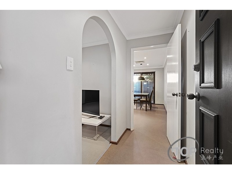 17B Chaparral Crescent, Willetton WA 6155