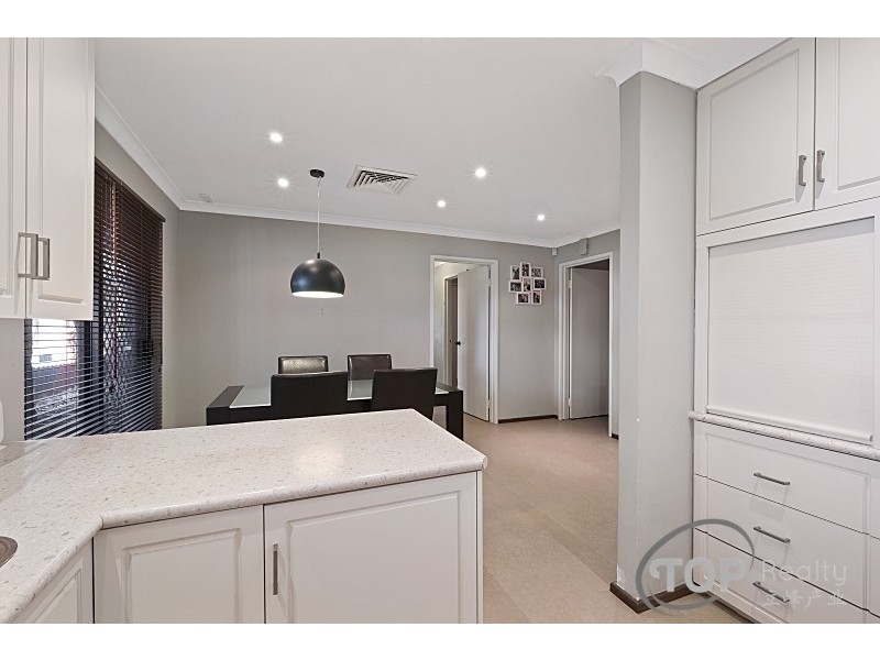 17B Chaparral Crescent, Willetton WA 6155