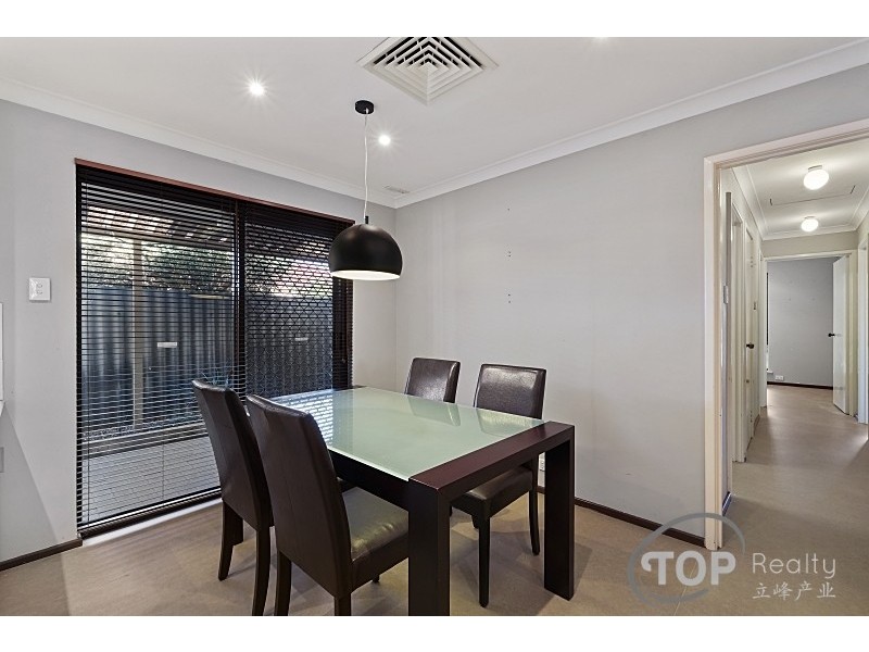 17B Chaparral Crescent, Willetton WA 6155