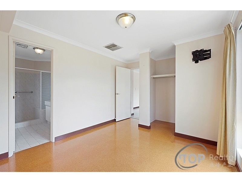 Unit 6/44 Turnbury Park Drive, Jandakot WA 6164