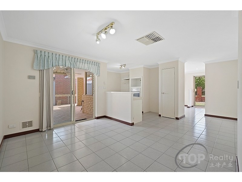 Unit 6/44 Turnbury Park Drive, Jandakot WA 6164