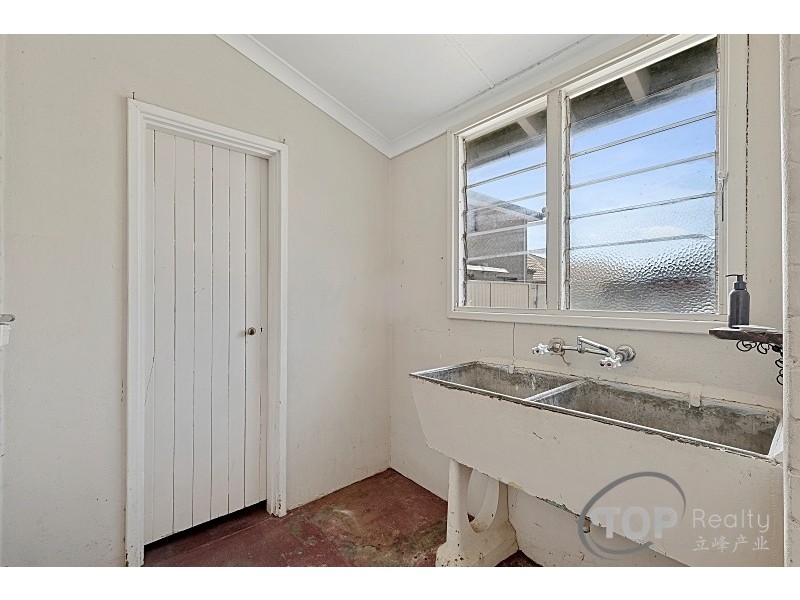 16 McManus Street, Wilson WA 6107