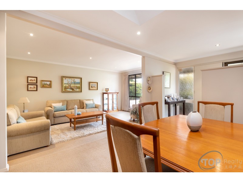 8 Rummer Way, Bateman WA 6150