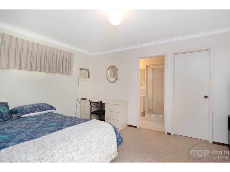 8 Rummer Way, Bateman WA 6150