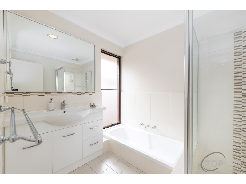 8 Rummer Way, Bateman WA 6150