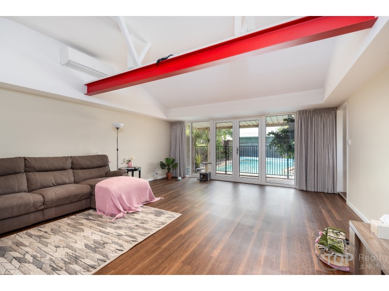 17 Ruffian Loop, Willetton WA 6155