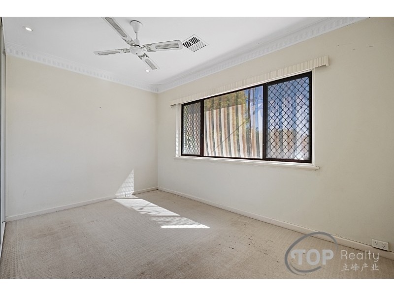 268 Spencer Road, Thornlie WA 6108