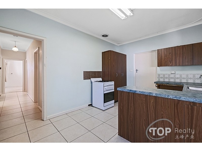 268 Spencer Road, Thornlie WA 6108