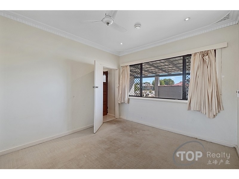 268 Spencer Road, Thornlie WA 6108