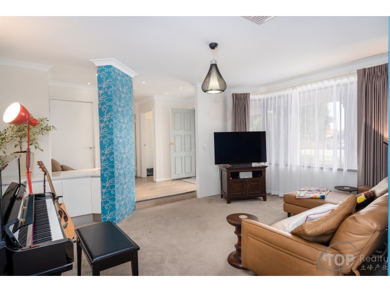 25 Lofoten Way, Ferndale WA 6148