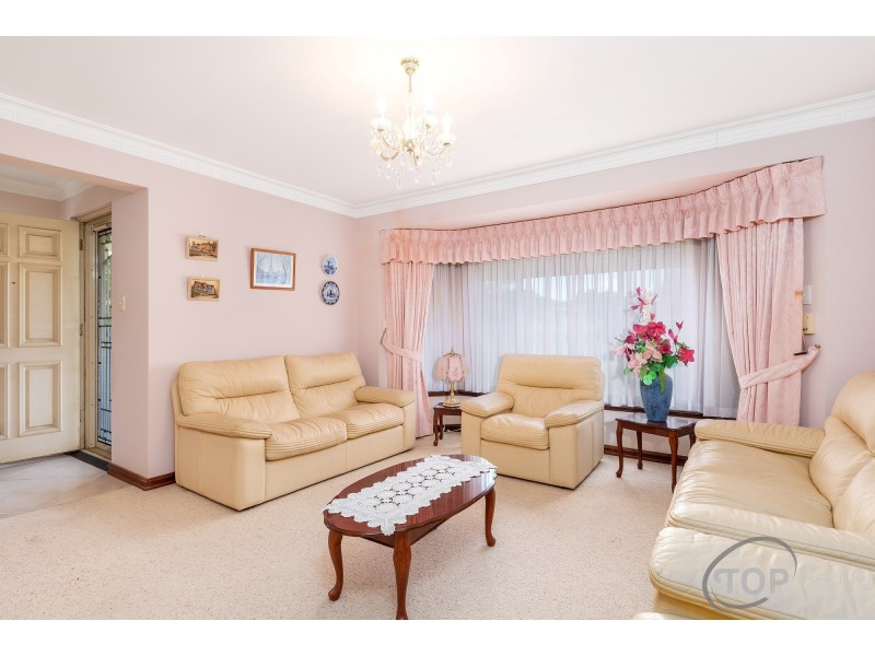 8 Curzon Court, Willetton WA 6155