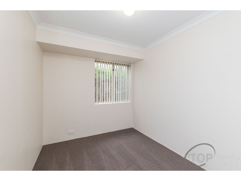 Unit 3/68 Tribute St East, Shelley WA 6148