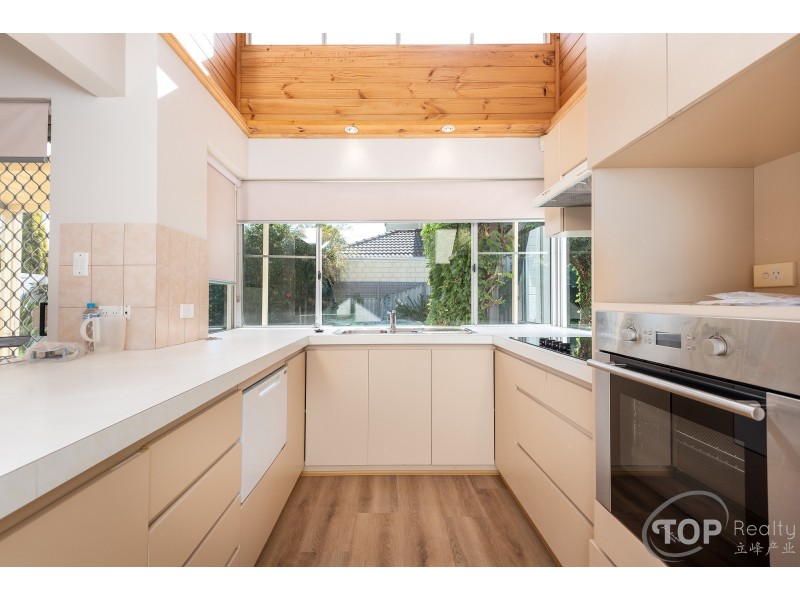 1 Dirk Hartog Road, Bull Creek WA 6149