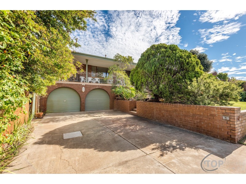 13 Pearson Crescent, Bull Creek WA 6149