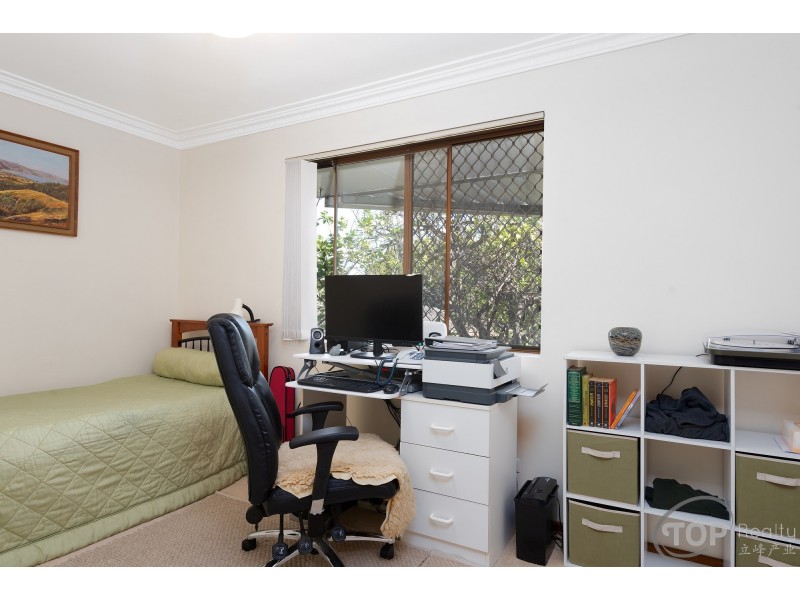 13 Pearson Crescent, Bull Creek WA 6149