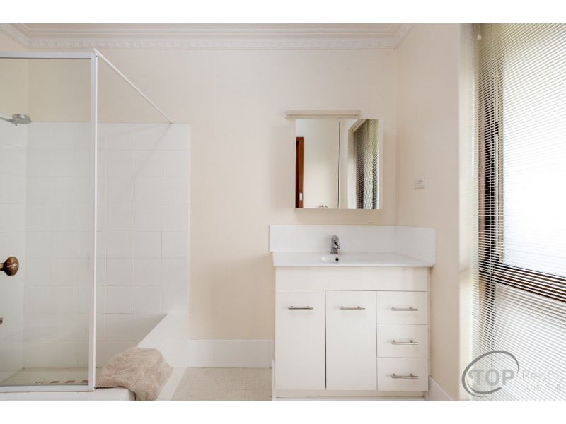 13 Pearson Crescent, Bull Creek WA 6149