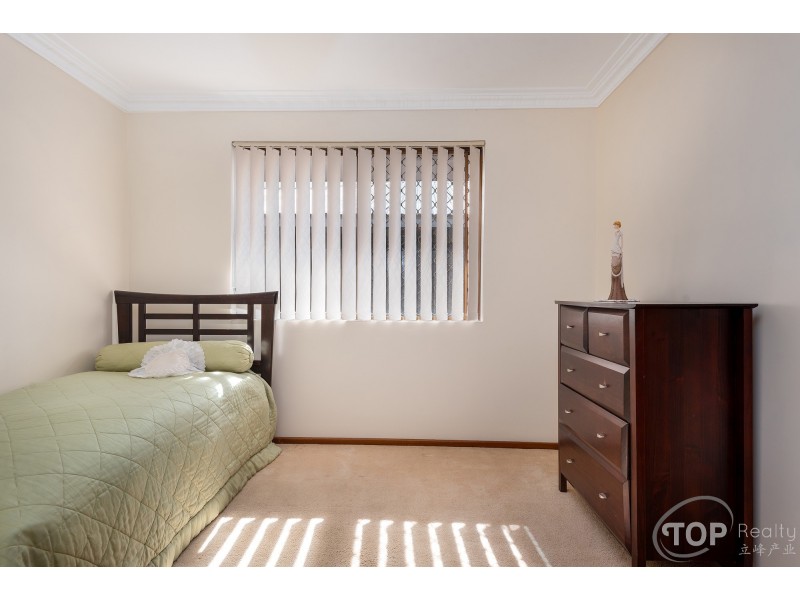 13 Pearson Crescent, Bull Creek WA 6149