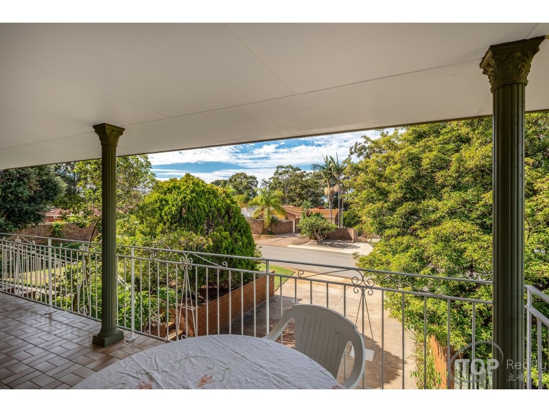 13 Pearson Crescent, Bull Creek WA 6149