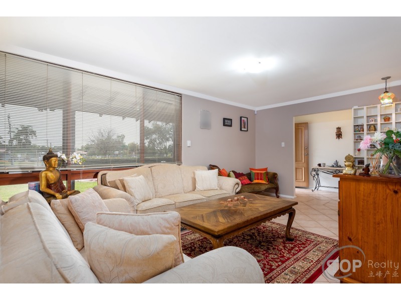 561 High Road, Parkwood WA 6147