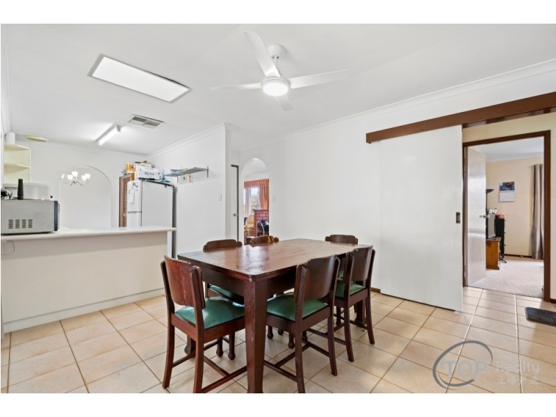 15 Glencairn Way, Parkwood WA 6147