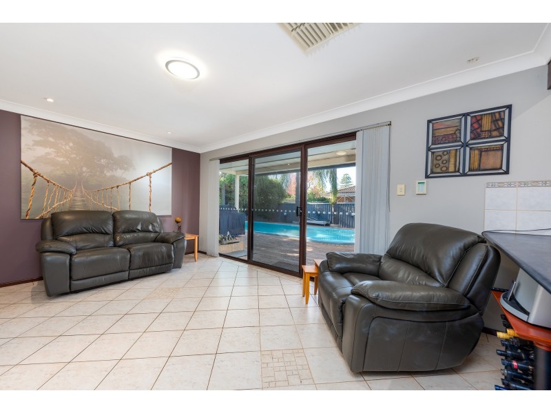 49 Hawford Way, Willetton WA 6155