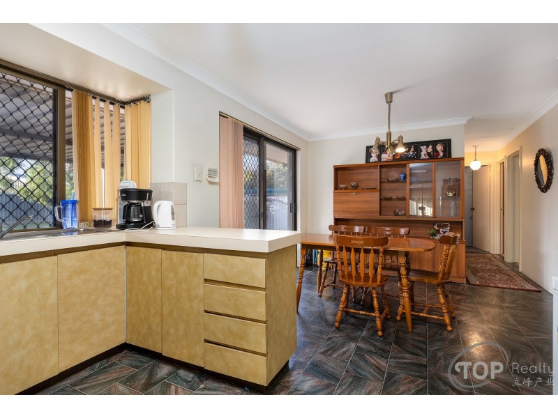 74 Glenbawn Drive, South Lake WA 6164