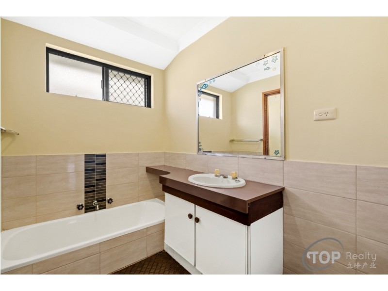 10 Narcissus Avenue, Parkwood WA 6147