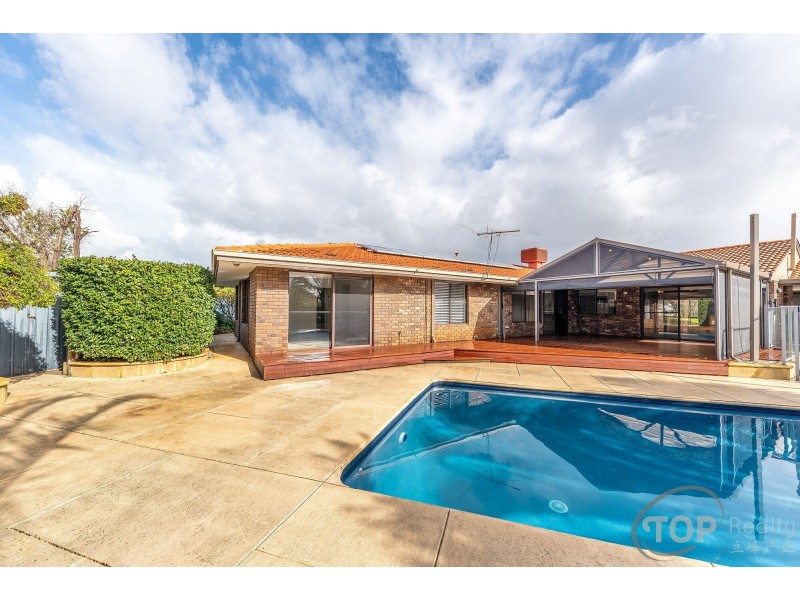 17 Silky Oak Lane, Willetton WA 6155