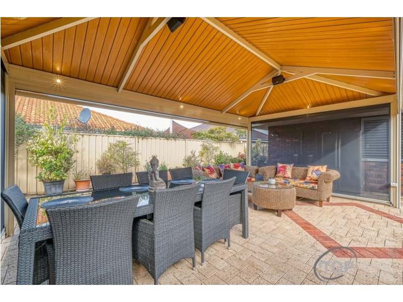 18B Tricourt Grove, Riverton WA 6148