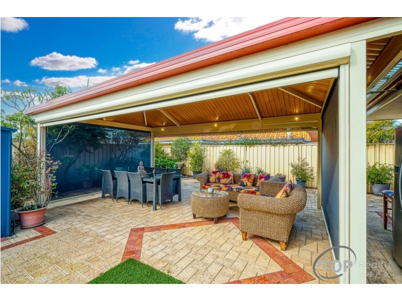 18B Tricourt Grove, Riverton WA 6148