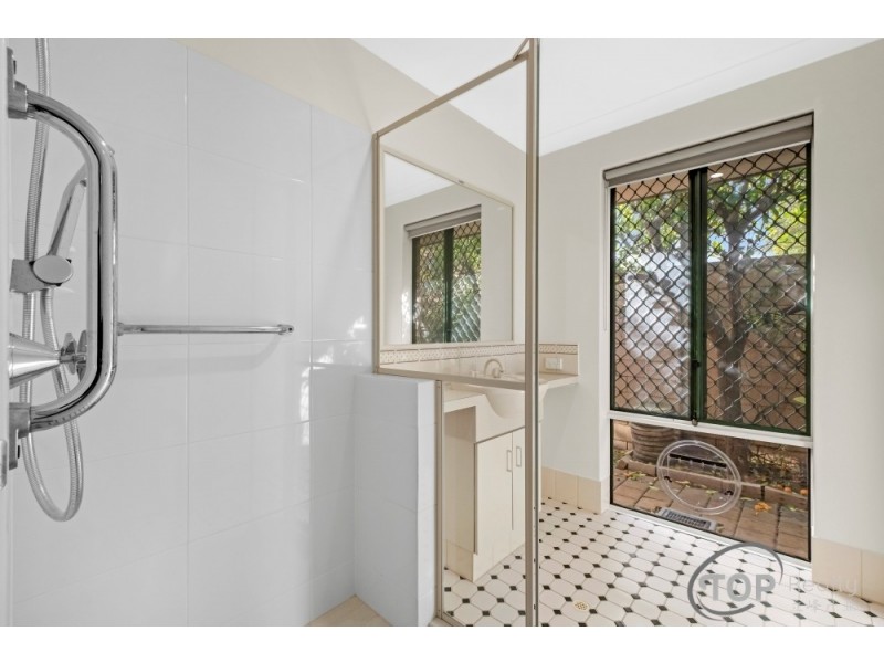 2A Nabawa Street, Riverton WA 6148