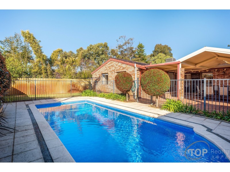 8 Davie Court, Willetton WA 6155